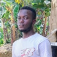 Lazare ariel  Ntomo
