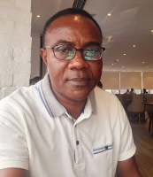 Roland  Moses Bio