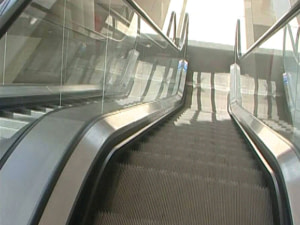 Vente de monte-charges, escaliers mécaniques, trottoirs roulants" a été créé avec succès