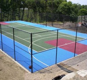 Terrain de basket & tennis