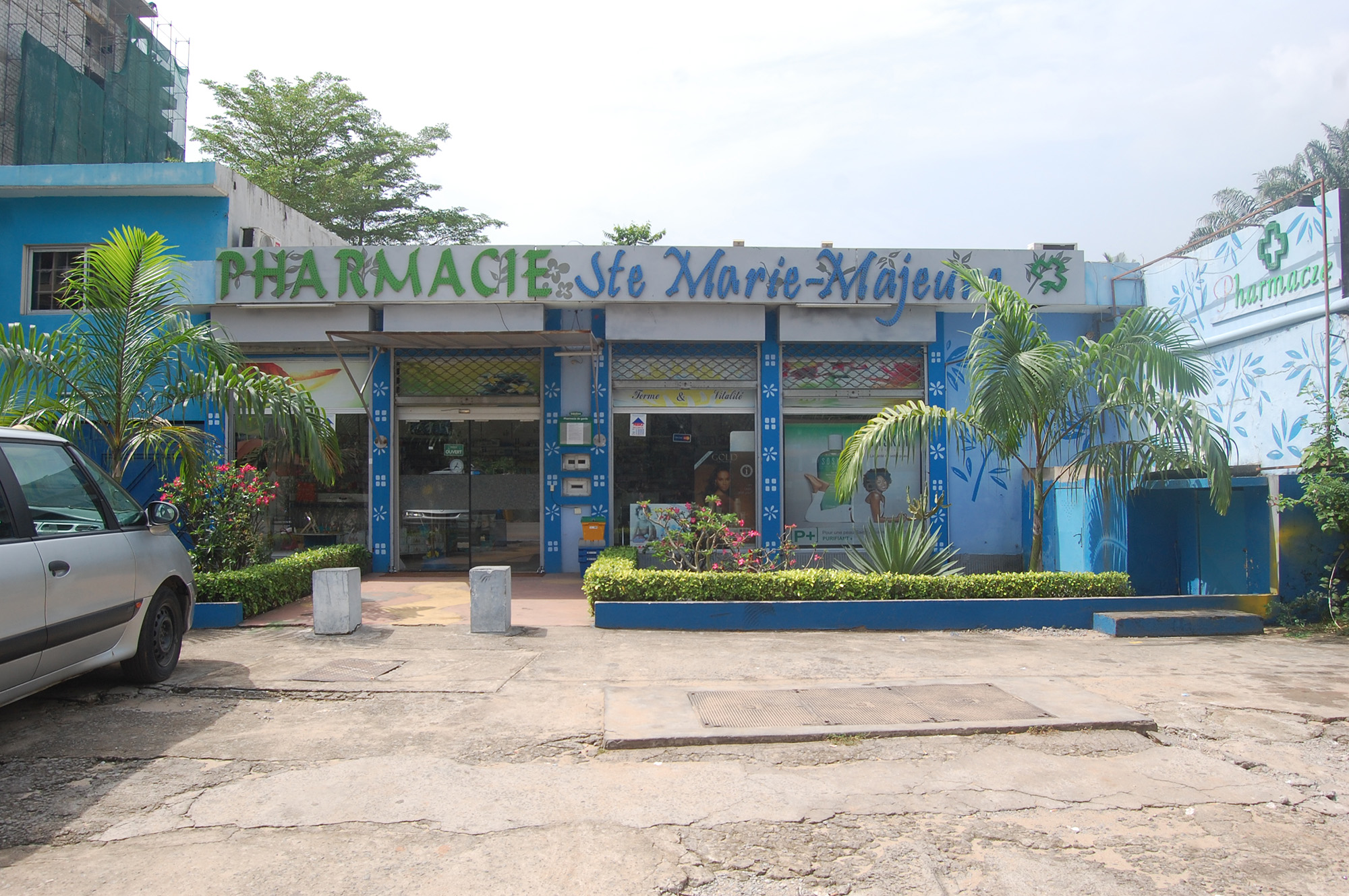 PHARMACIE SAINTE MARIE MAJEURE Pharmacies