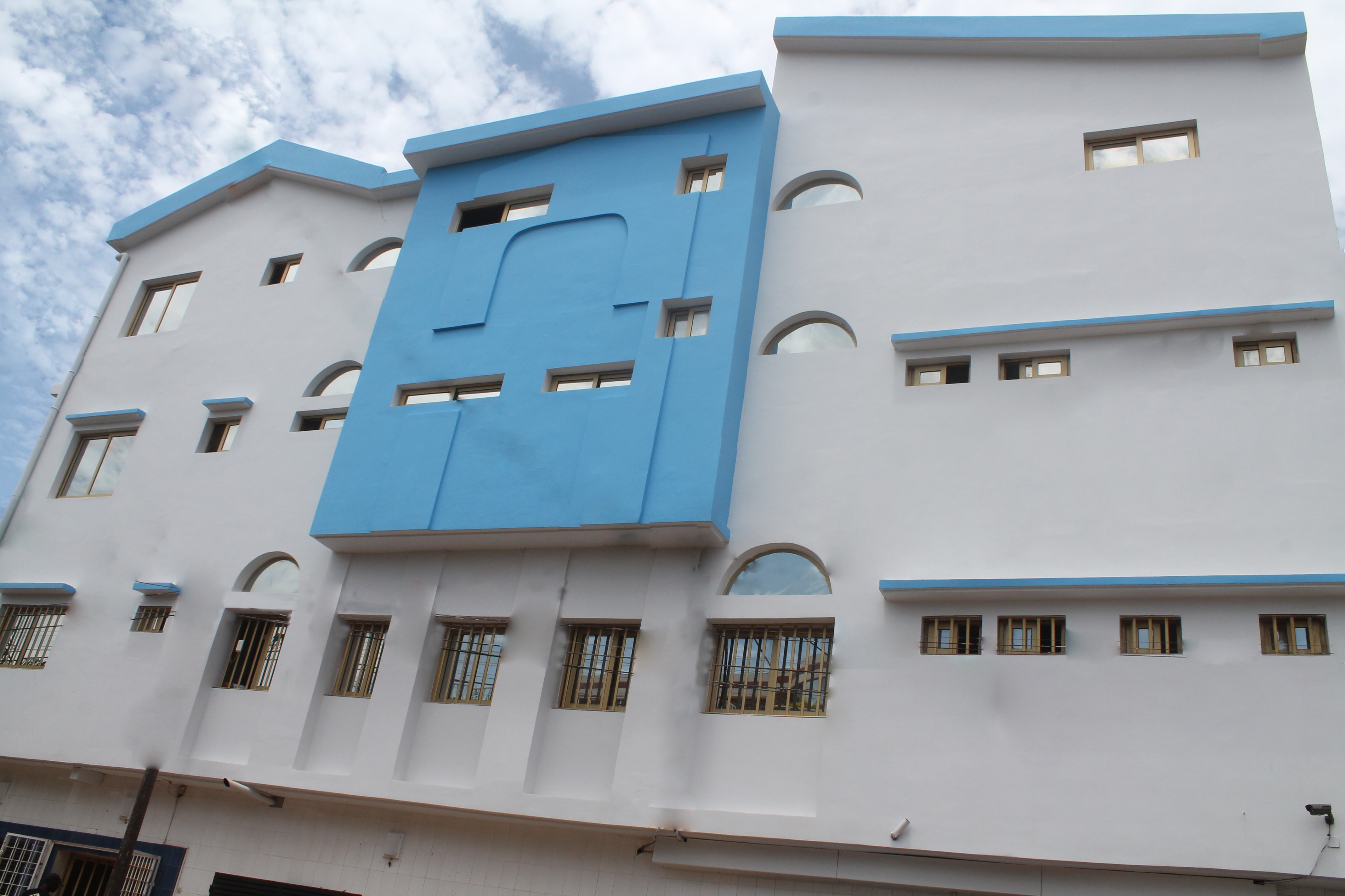 CLINIQUE SAINTE HELENE Clinique Polycliniques Lomé Togo