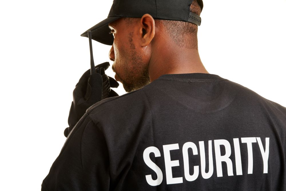 Entreprises : comment bien choisir un agent de sécurité