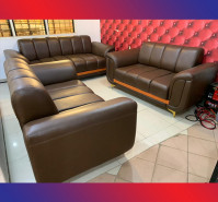 Salon en similicuir Local