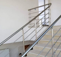 Menuiserie Alu et Inox (Rampe d'escalier en inox)